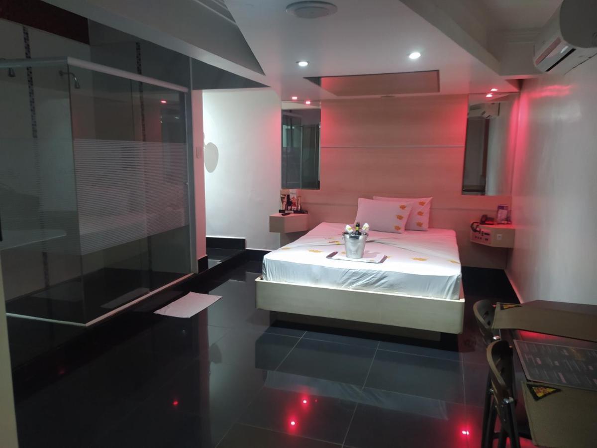 Motel La Folia Ribeirão Preto Εξωτερικό φωτογραφία