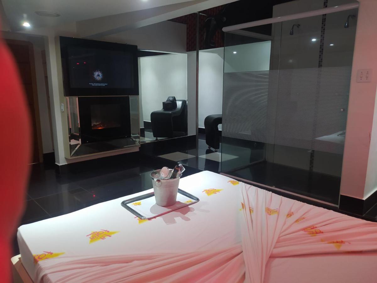 Motel La Folia Ribeirão Preto Εξωτερικό φωτογραφία