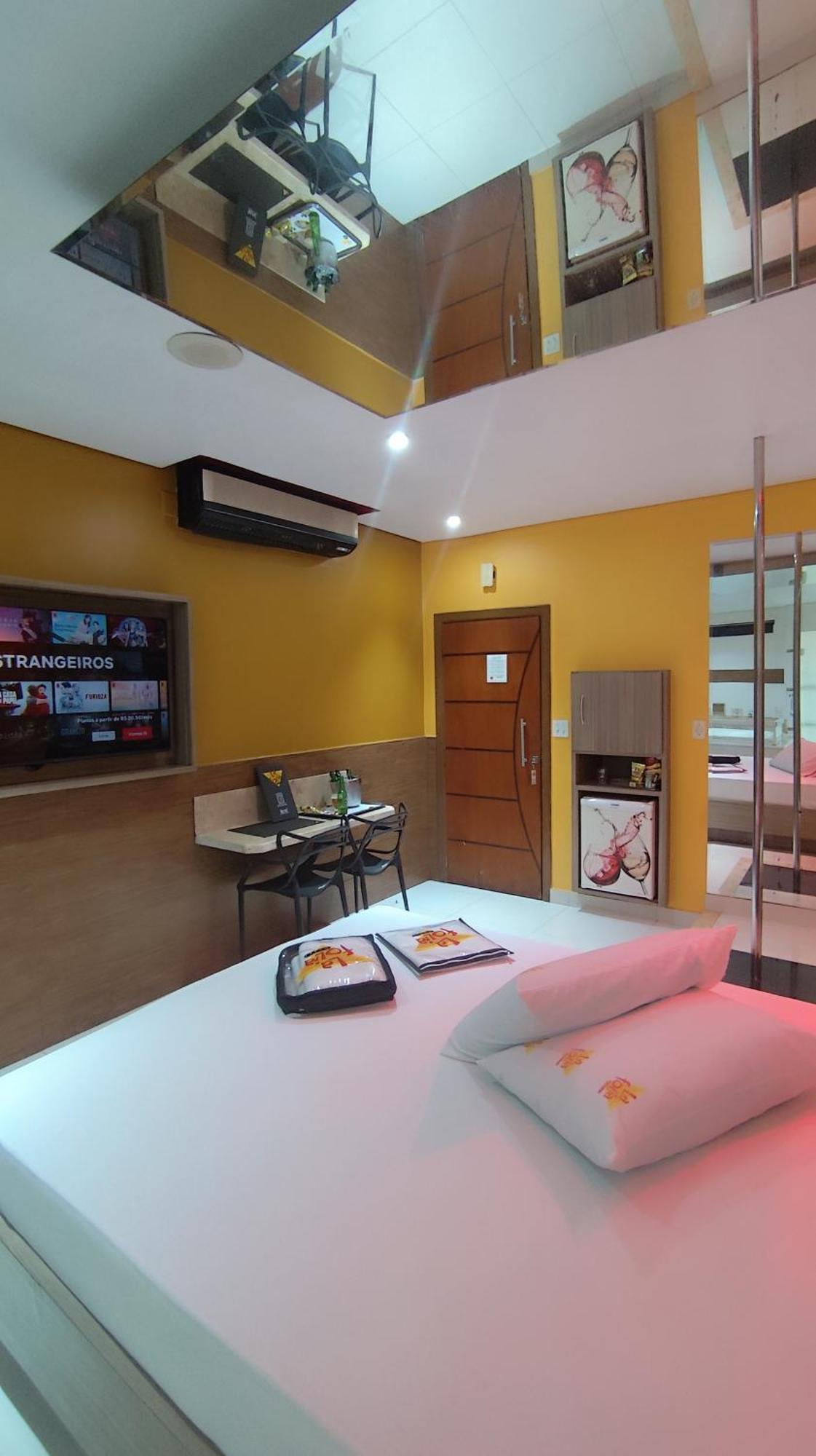Motel La Folia Ribeirão Preto Εξωτερικό φωτογραφία